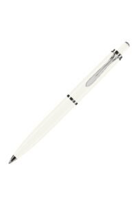 Pelikan tradition series pen, version 1.0.0, on a page about classic writing